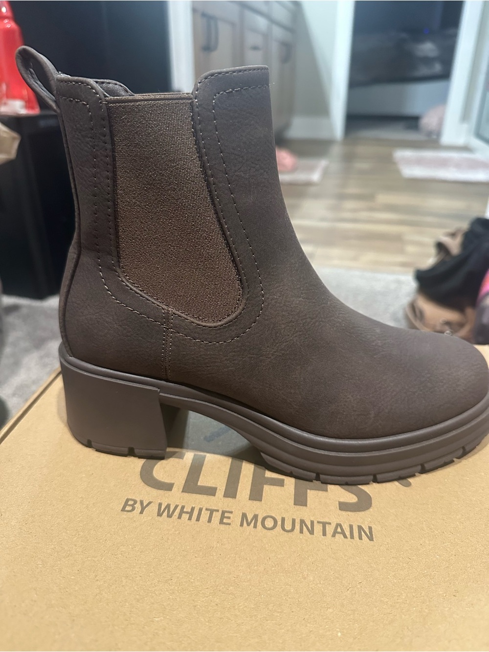Cliffs by WHITE MOUNTAIN Women's Brown Chelsea Ankle Boot